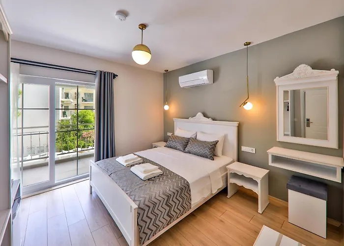 Pet friendly Lora Kas Hotel