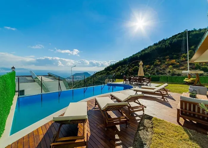 City And Sea View Pool Lux Villa Alanya