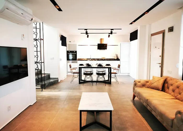 Spectacular Villa With Private Pool In Antalya Belek