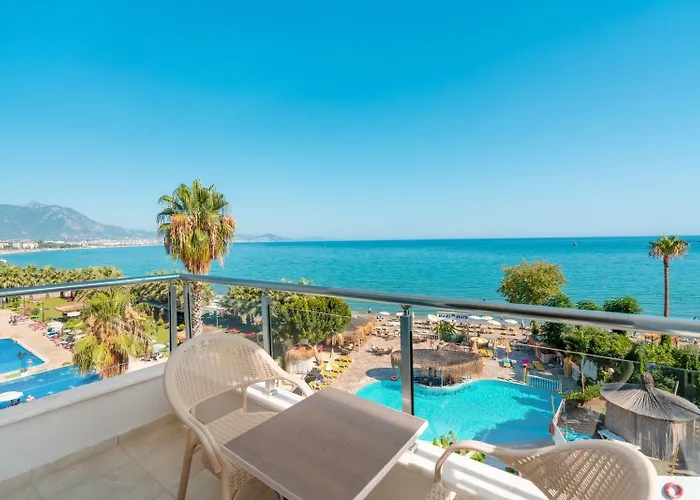 Pet friendly M.C.A Marquis Hotel Alanya