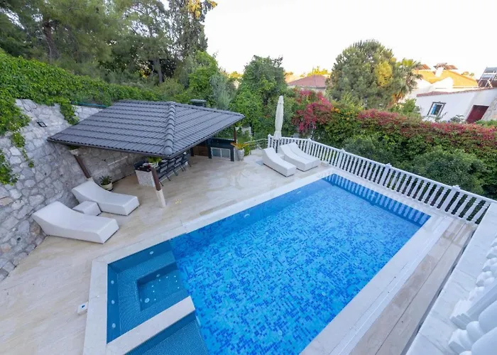 Villa Pipo Camyuva Antalya with Pool