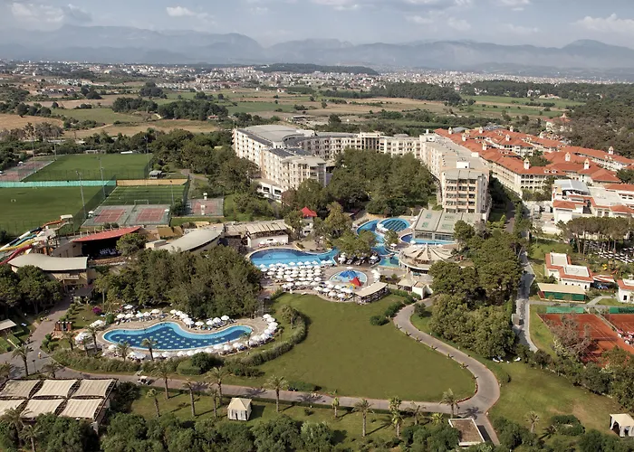 Side Hotels for Romantic Getaway