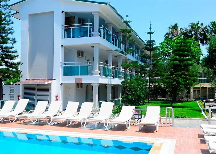 Pet friendly Clover Magic Altinkum Park Hotel Side