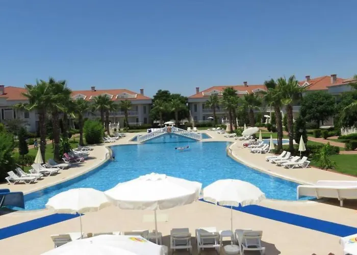 Pet friendly Sleeps 4, Villa W/ Shared Pool In The Facility - Awz 263 Belek