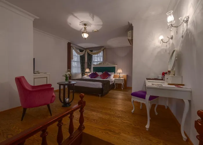 Antalya 4 Star Hotels near Antalya Museum