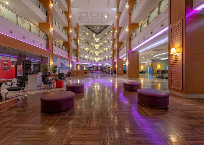 Transatlantik Hotel & Spa Kemer