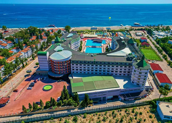 Grand Cortez Halal Family Hotel Konakli