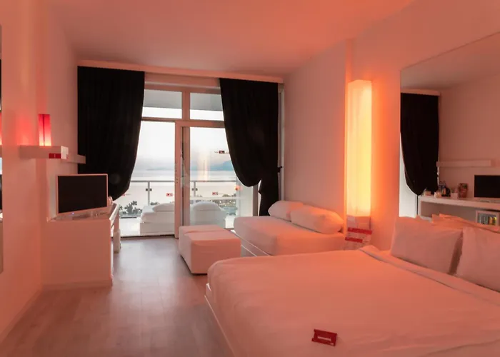 Antalya hotels near Hidirlik Tower