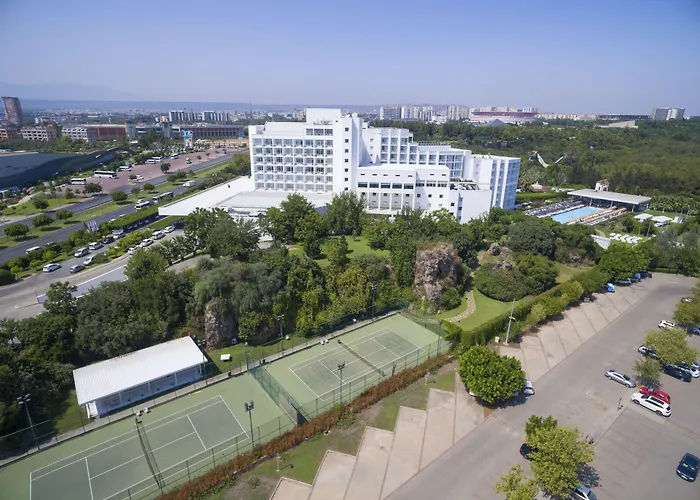 Antalya Hotels With Pool near Old City Marina