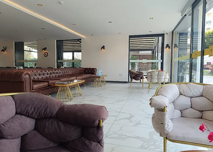 Comfy Otel Antalya Lara
