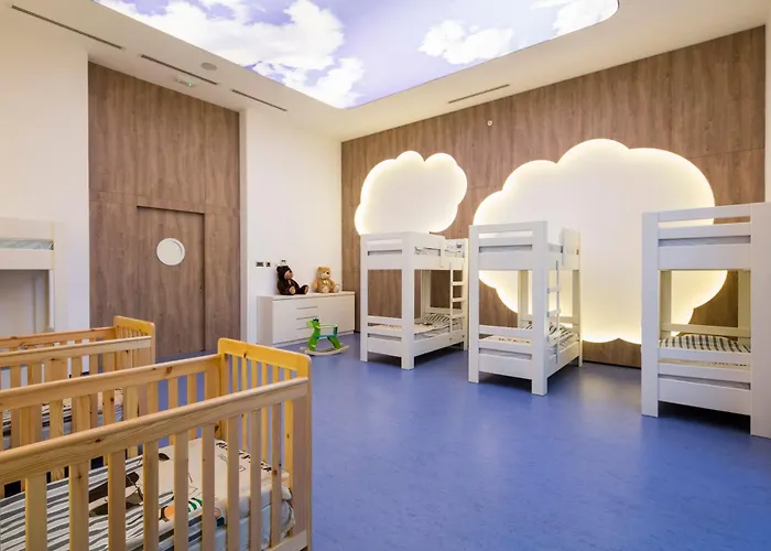 Kemer Hotels With Jacuzzi in Room near Qualista Beach